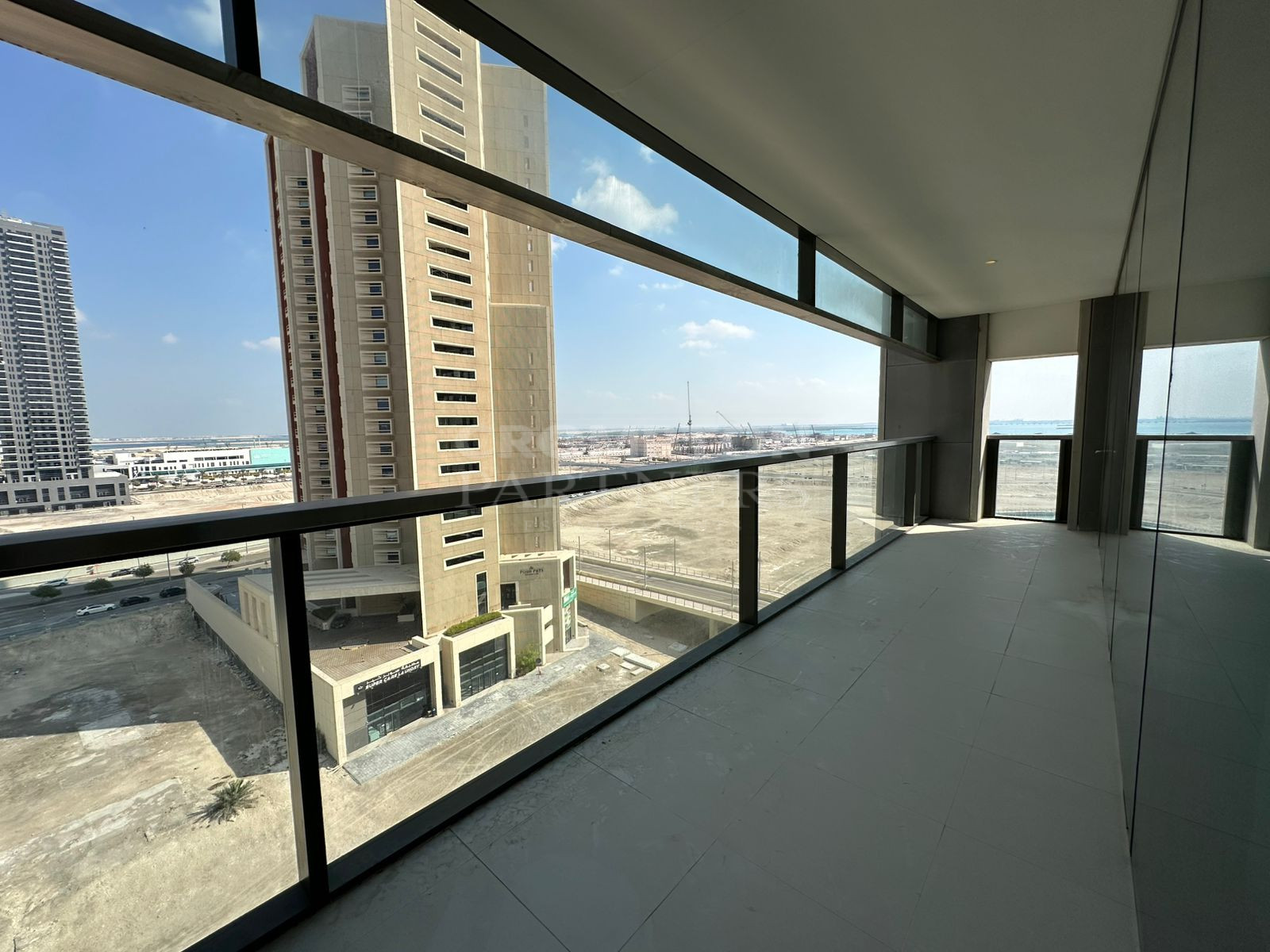 Fancy Living | Premium Location | Vacant Now