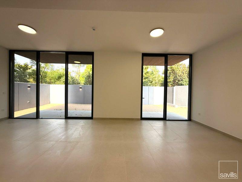Spacious Luxury 4BR Villa | Spacious Living