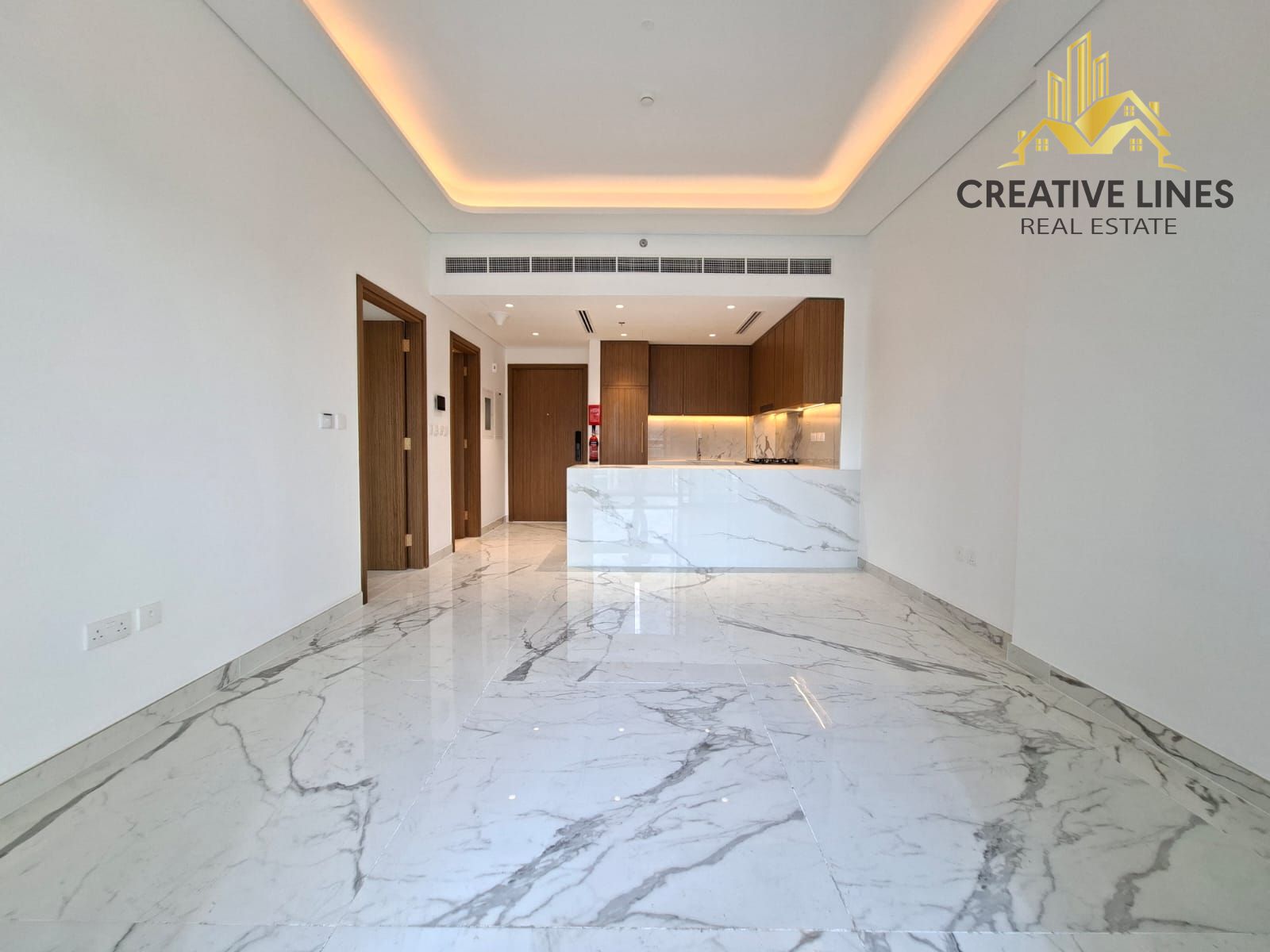 Brand New !! Elegant Living !! Ready to Move