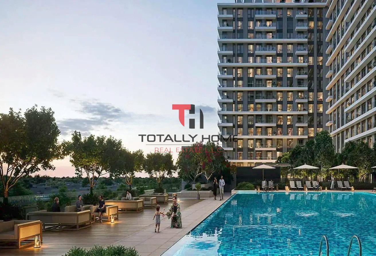 Vibrant Vida With Private Entrance | Full Golf Course Views | Multiple Options A New Standard of Sophisticated Living at Vida Residences – Club Point