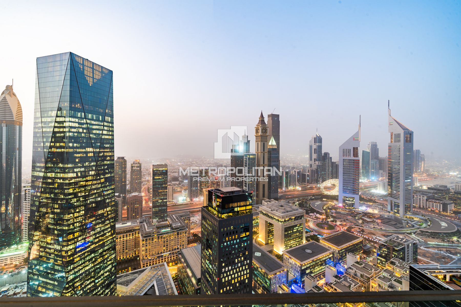 Waldorf Astoria 2BR Condo in Dubai, DIFC