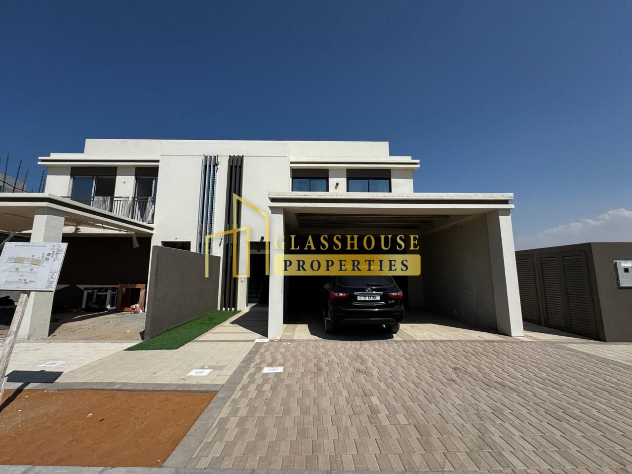 Well located | Luxury 2BR TH in Falcon Island