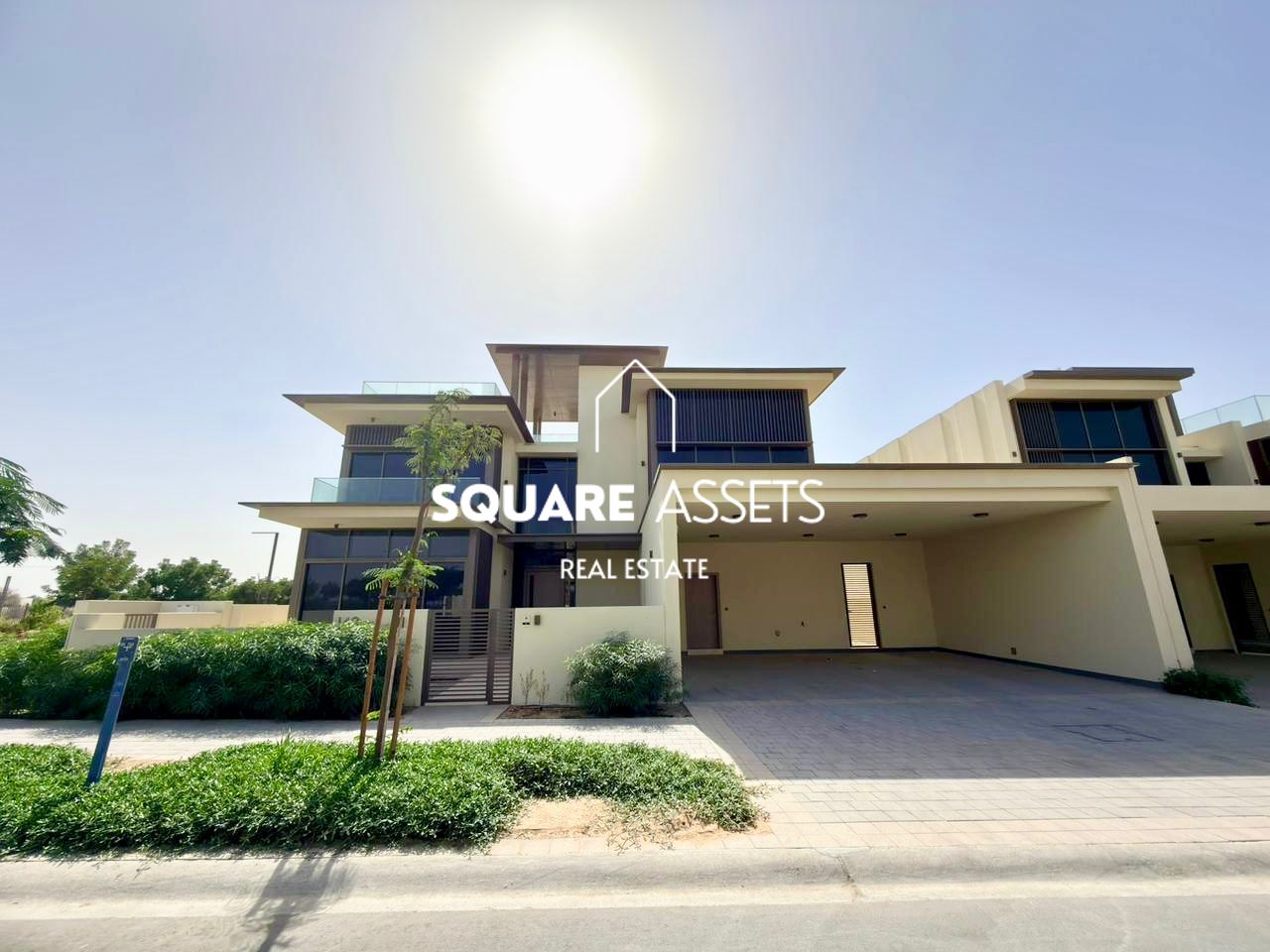 Corner Villa | 5 Bedrooms | Huge Rooftop
