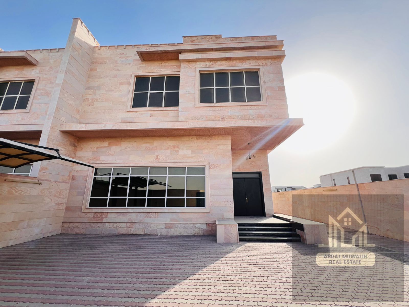 Elegant 4-Bedroom Master Villa for Rent in Prime Hoshi, Sharjah | Modern Finishing