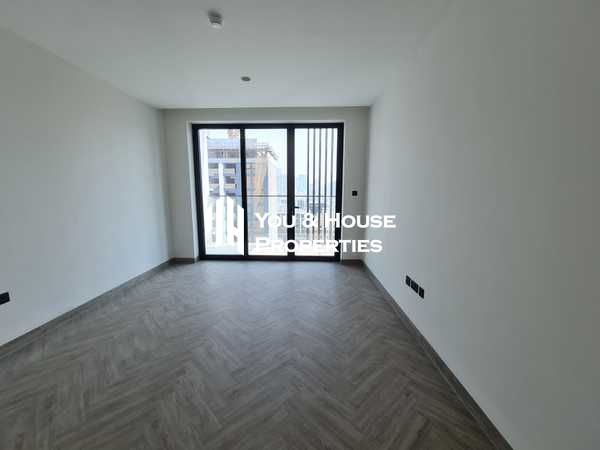 Brand New 1 Bed Apartment I Mo...