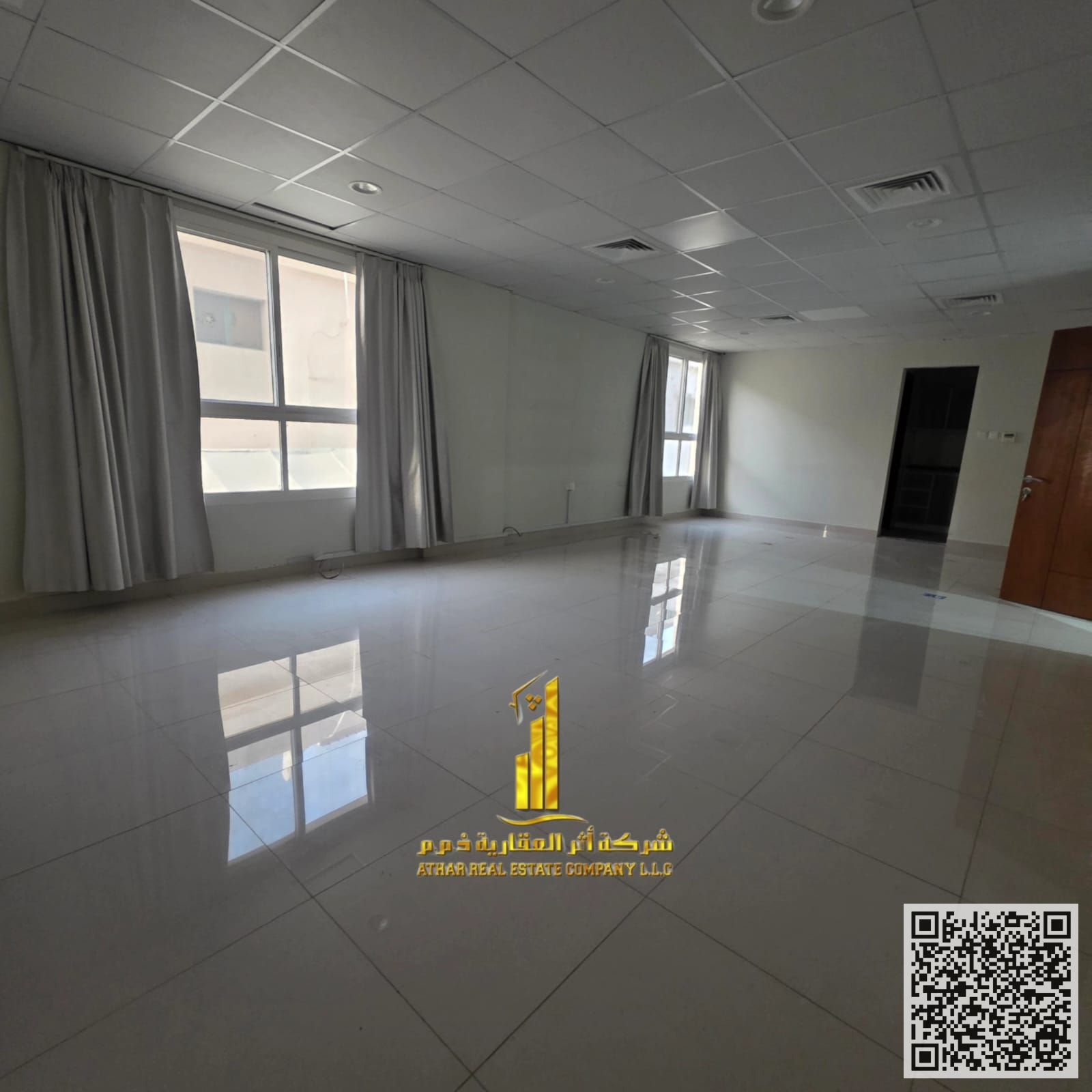 For those seeking luxury, a high-end office is available for rent in a prime location with various spaces to start your project now