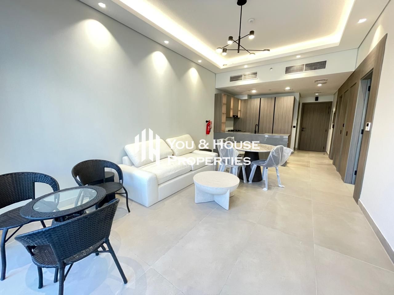 Brand new Apartment with Premium Finishes I Great Amenities I 92k by 6 cheques