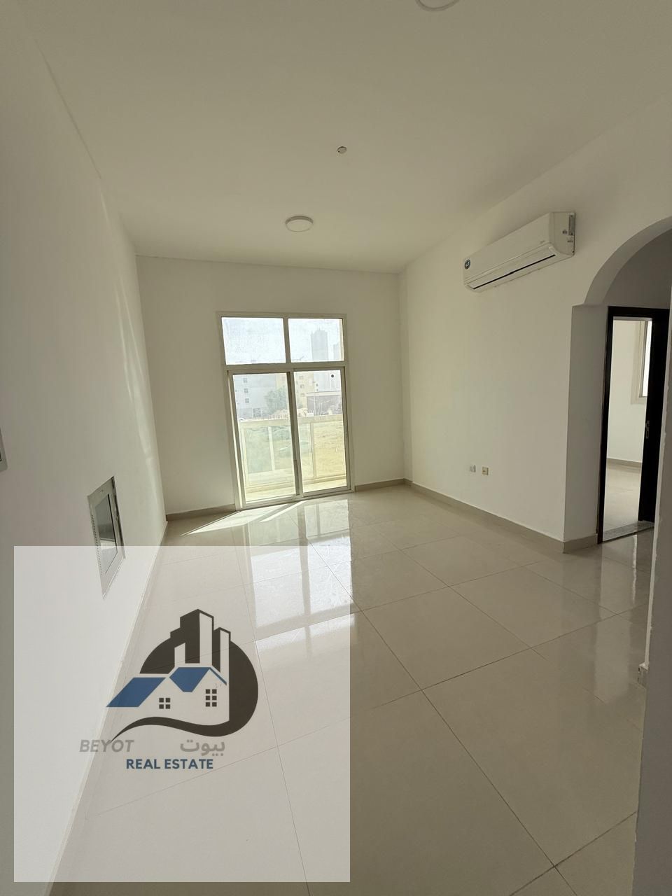 A distinctive one-bedroom apartment with a living room, first occupancy, available for annual rent in the Al-Aliya area. ajman