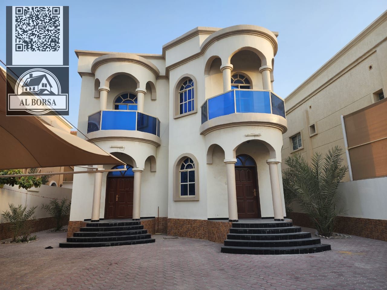 Luxury classic villa for rent at a bargain price! Ajman - Al Muwaihat 1, next to Sheikh Ammar Street 5-bedroom villa, two floors, with a very large yard. Price: AED 100,000