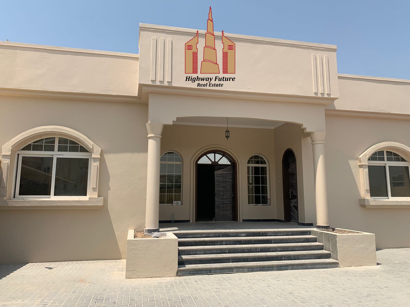 4 Bedroom Majlis hall for sale near 311 road only for GCC