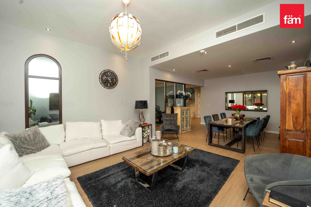 Upgraded Kitchen | Extended Patio,Terrace | Vacant