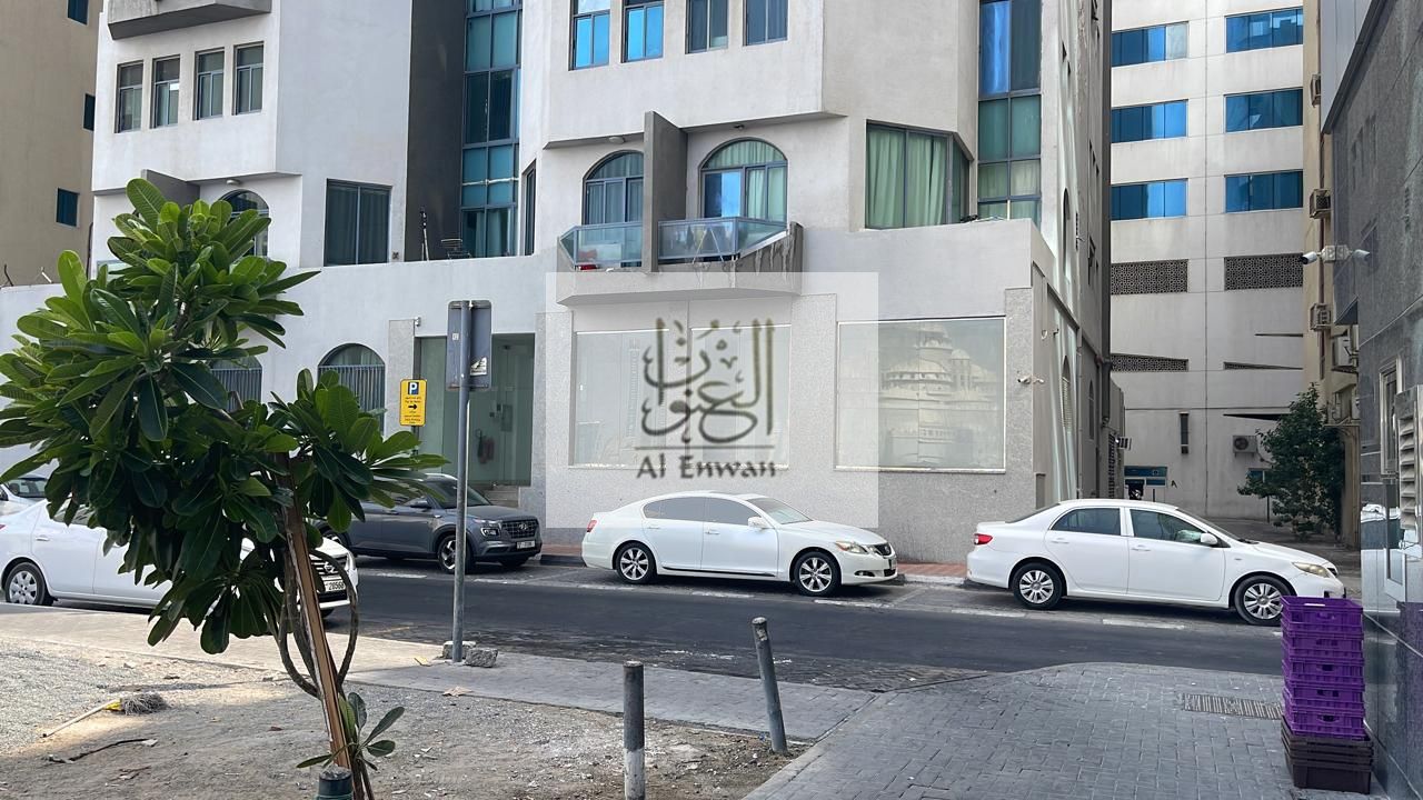 Commercial shop for sale in Al Majaz 1, Sharjah