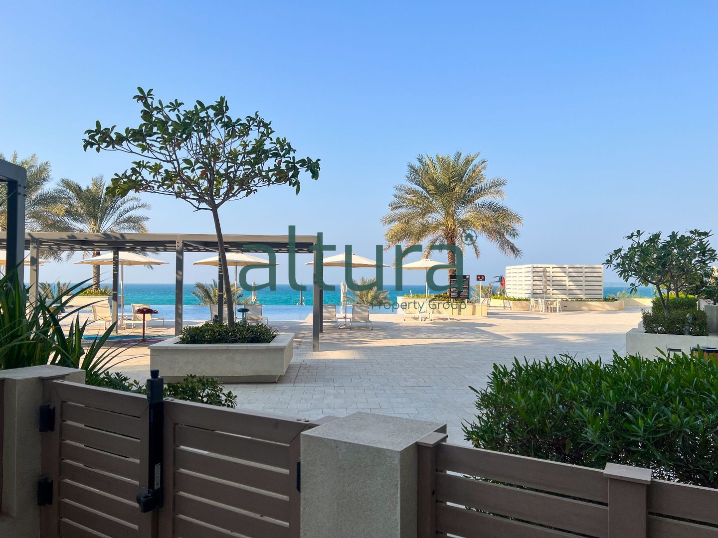 Stunning Sea View | Luxurious Unit | Great Area