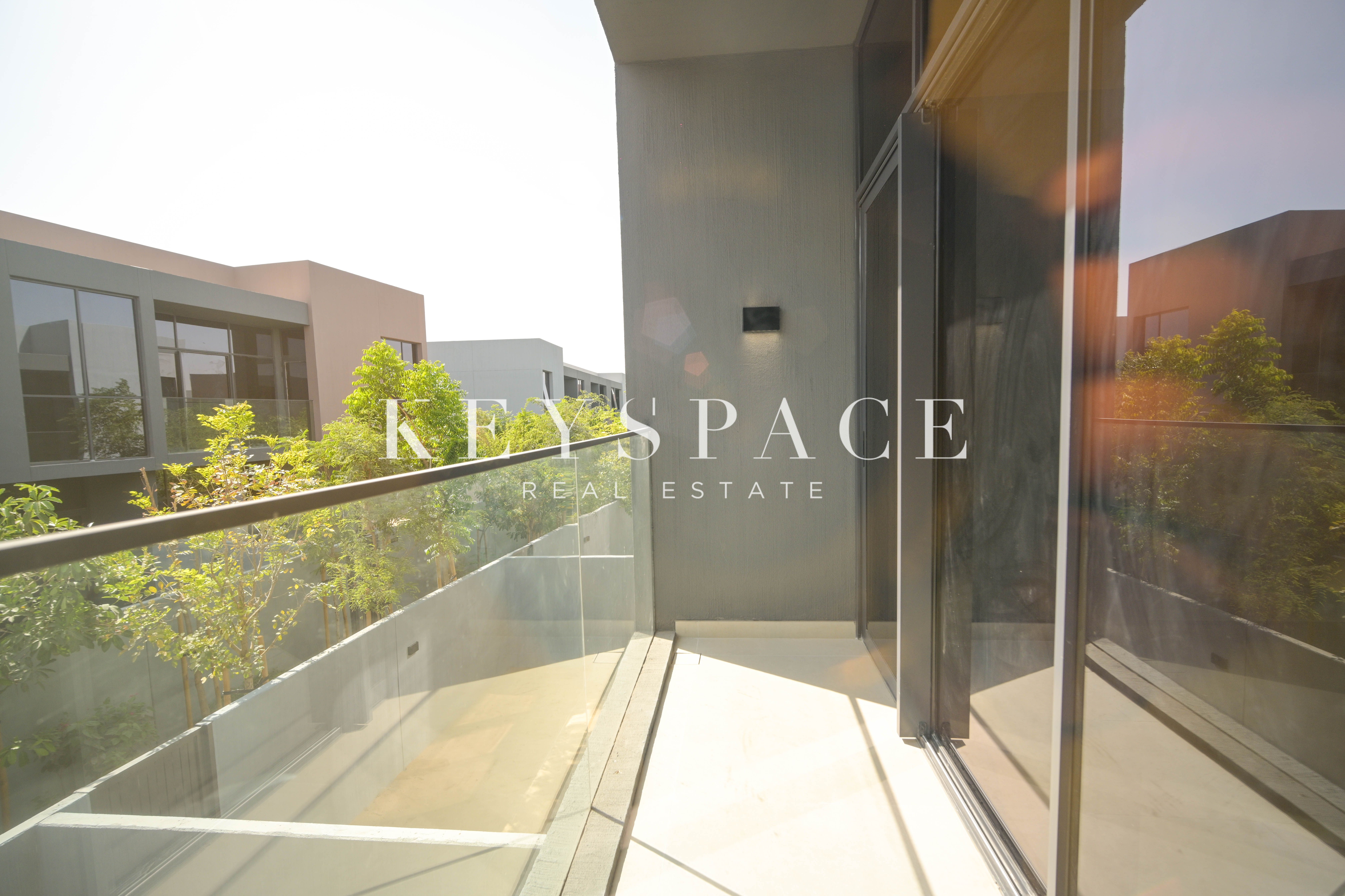Peaceful Luxury Villa Offering Excellent ROI | Resale