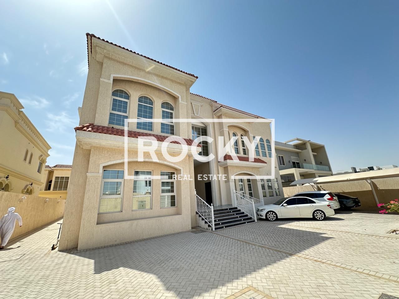 Luxurious 8-bedroom Villa | Al Warqa 4