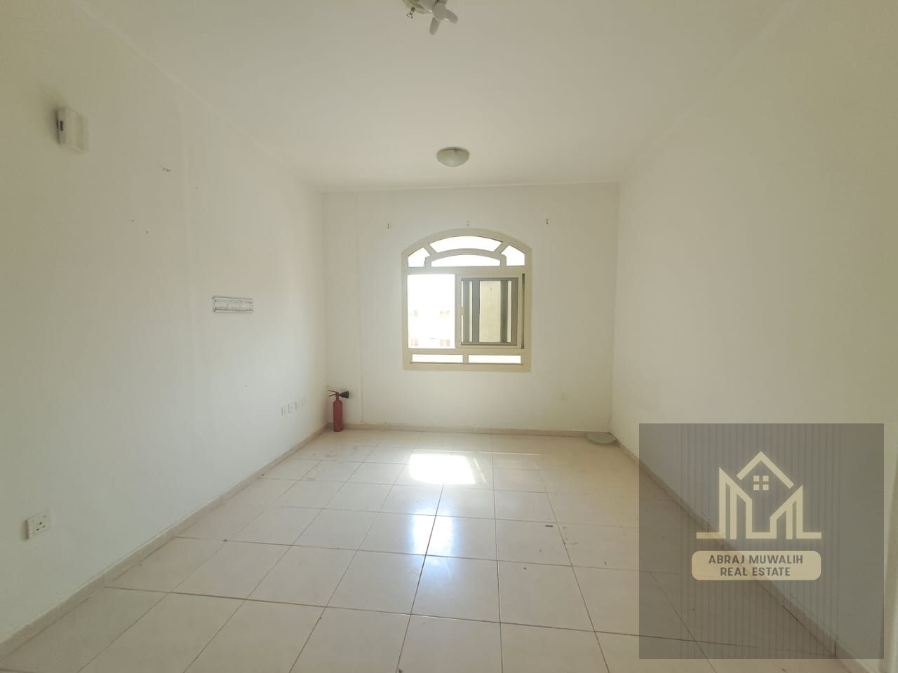good studio for family near safari and lullo mall in just 19k
