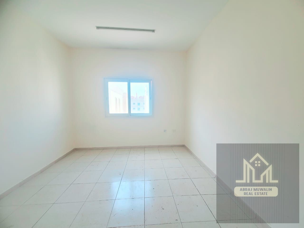 SPECIOUS 1BHK FOR FAMILY IN JUST 30K