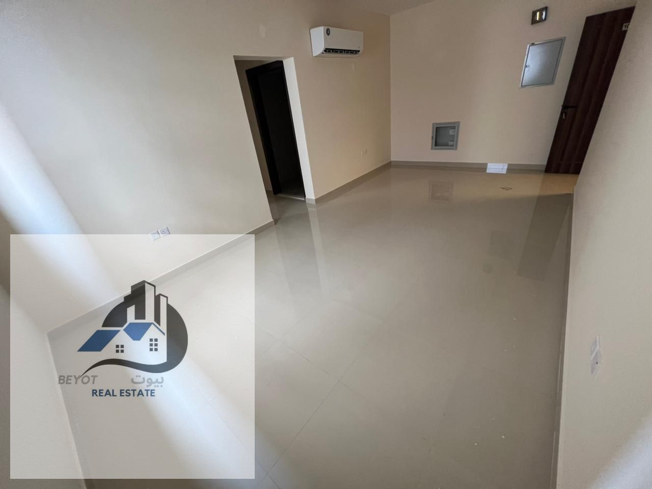 For Rent in Ajman – Al Jurf 3 1 Bedroom Hall apartment Brand New – First Tenant, located directly on the main road, in a very strategic area close to