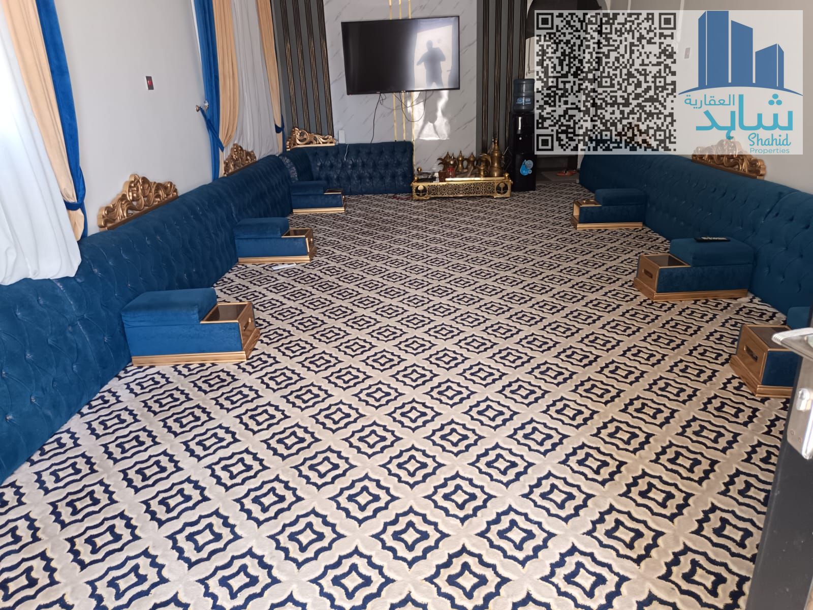 5 bedroom room commercial villa for rent
