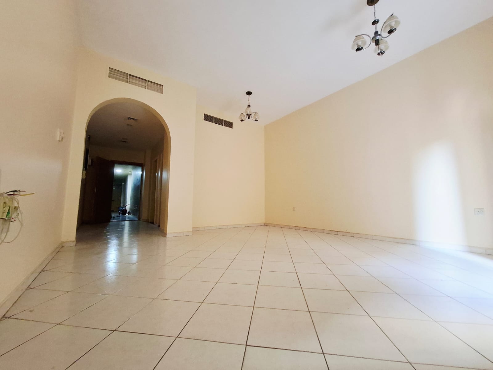 Spacious 2-BHK: Balcony: Wardrobes: Central AC'GAS: Prime Location: For family: Ready to Move