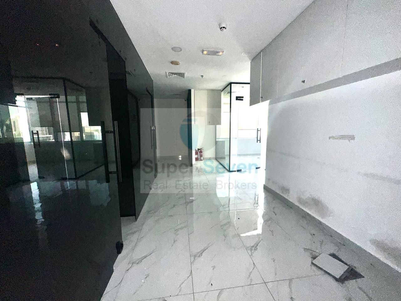 Fitted Office for rent Mazaya Business AA-1