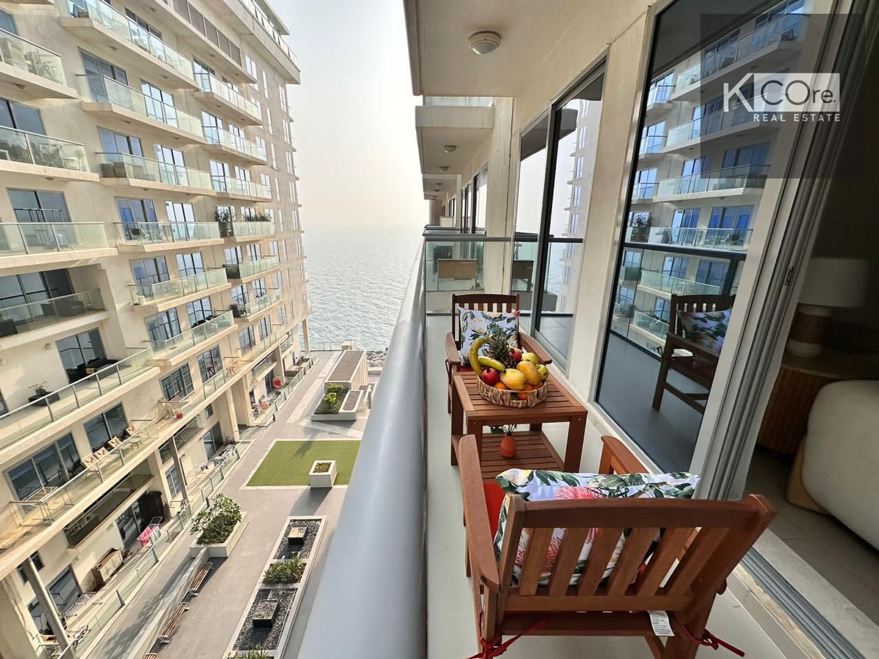 FULLY FURNISHED 1BR APARTMENT FOR RENT-PACIFIC