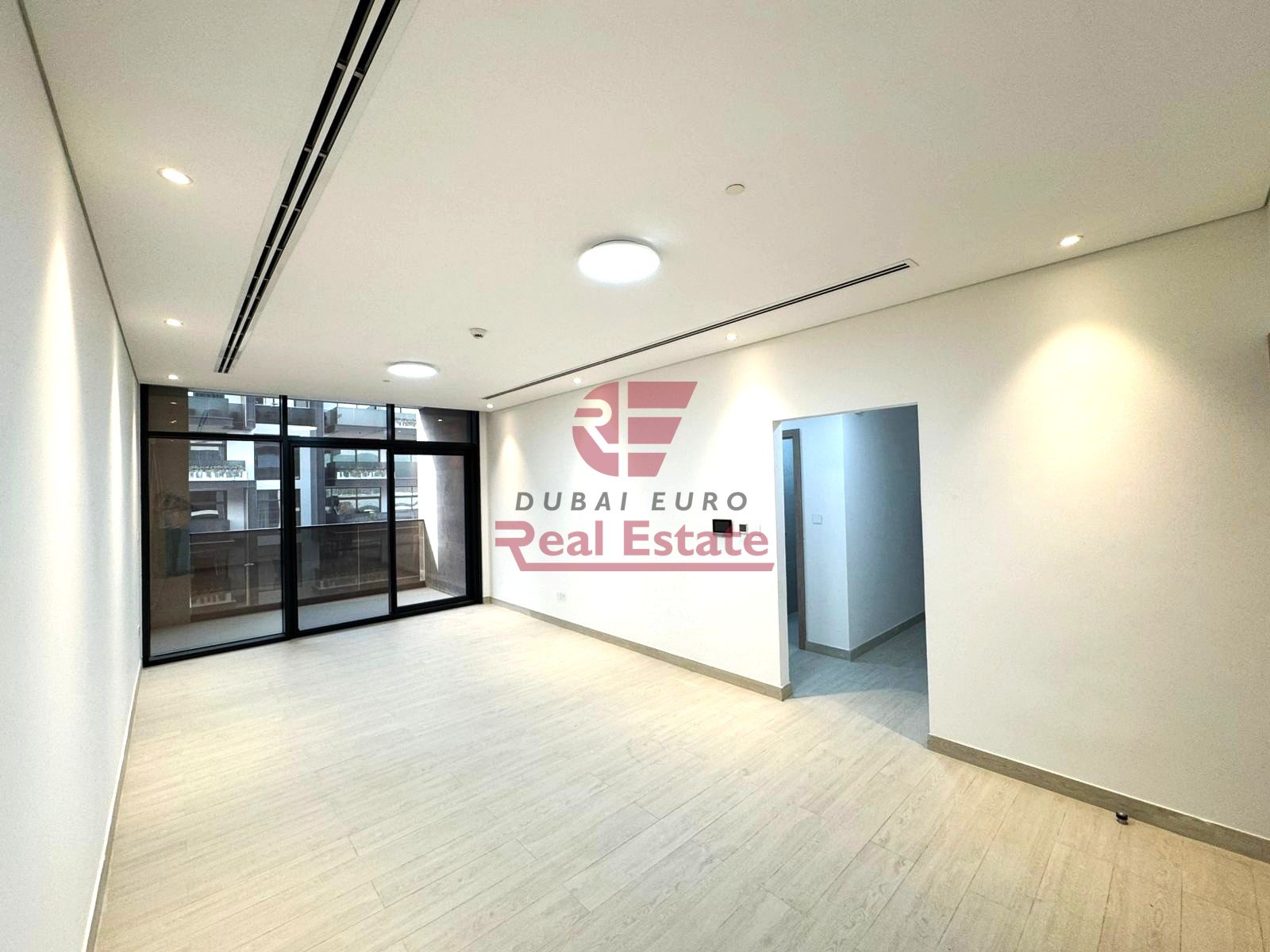 Spacious 2 BR + M | Peacful Area | Ready to move