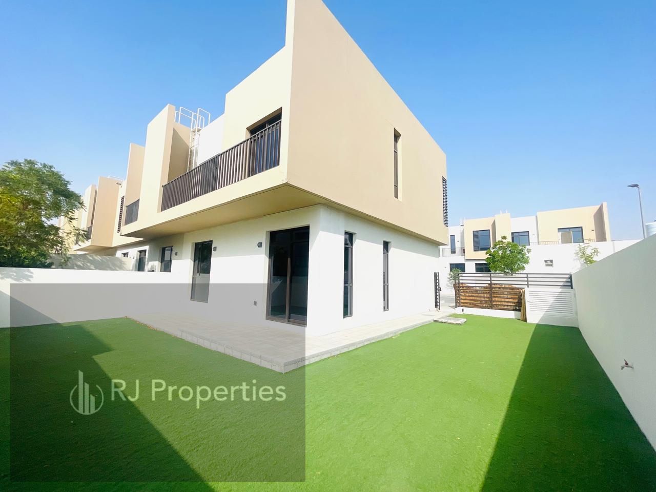 3bhk townhouse for rent croner unit in nesma