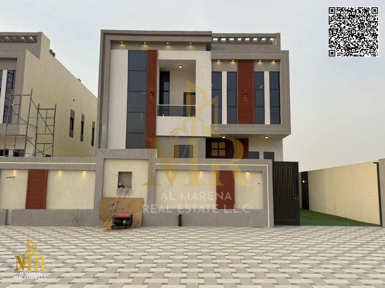 Own a luxurious villa with super deluxe finishing in Al Helio 2 area, with a price that includes registration and ownership. Freehold ownership for li