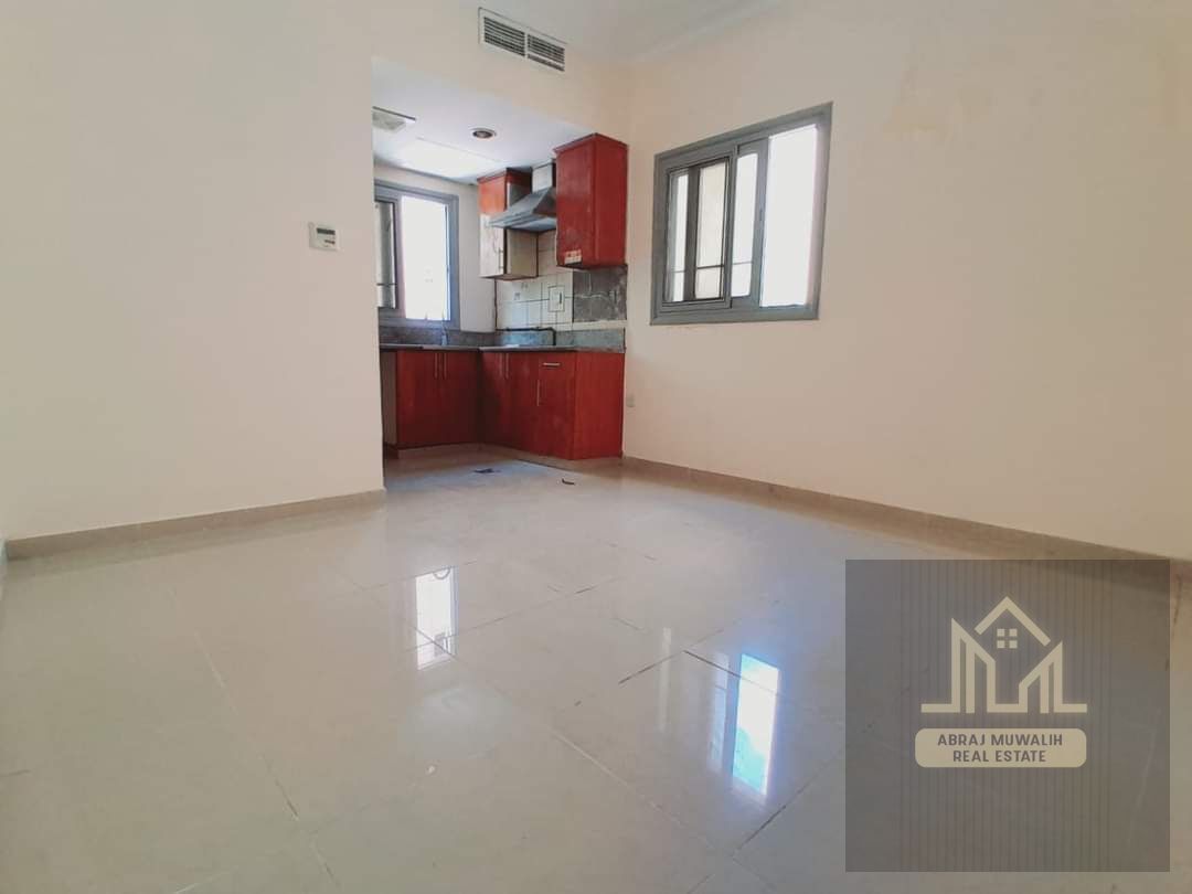 Luxury studio net and clean near bus station //affordable price prime location// family building