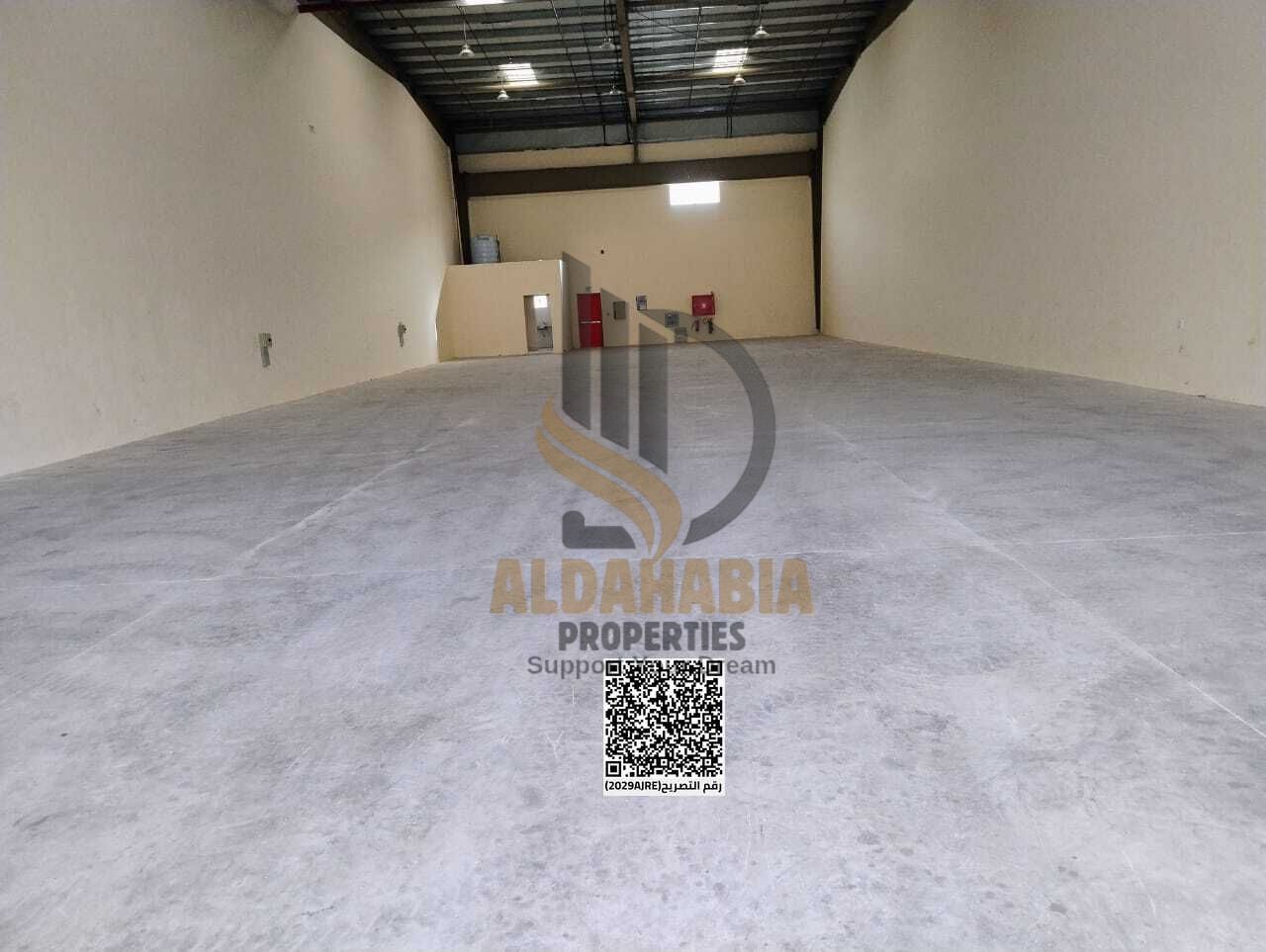 Warehouse for Rent in Umm Al Quwain – Prime Location & Great Price Excellent opportunity for businesses and investors to lease a spacious warehous