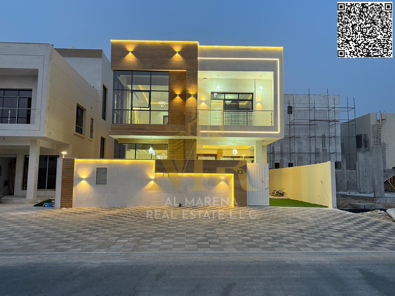 Own your dream villa and invest in style in a luxurious villa in the heart of Al Zahia "at a price that includes all fees"