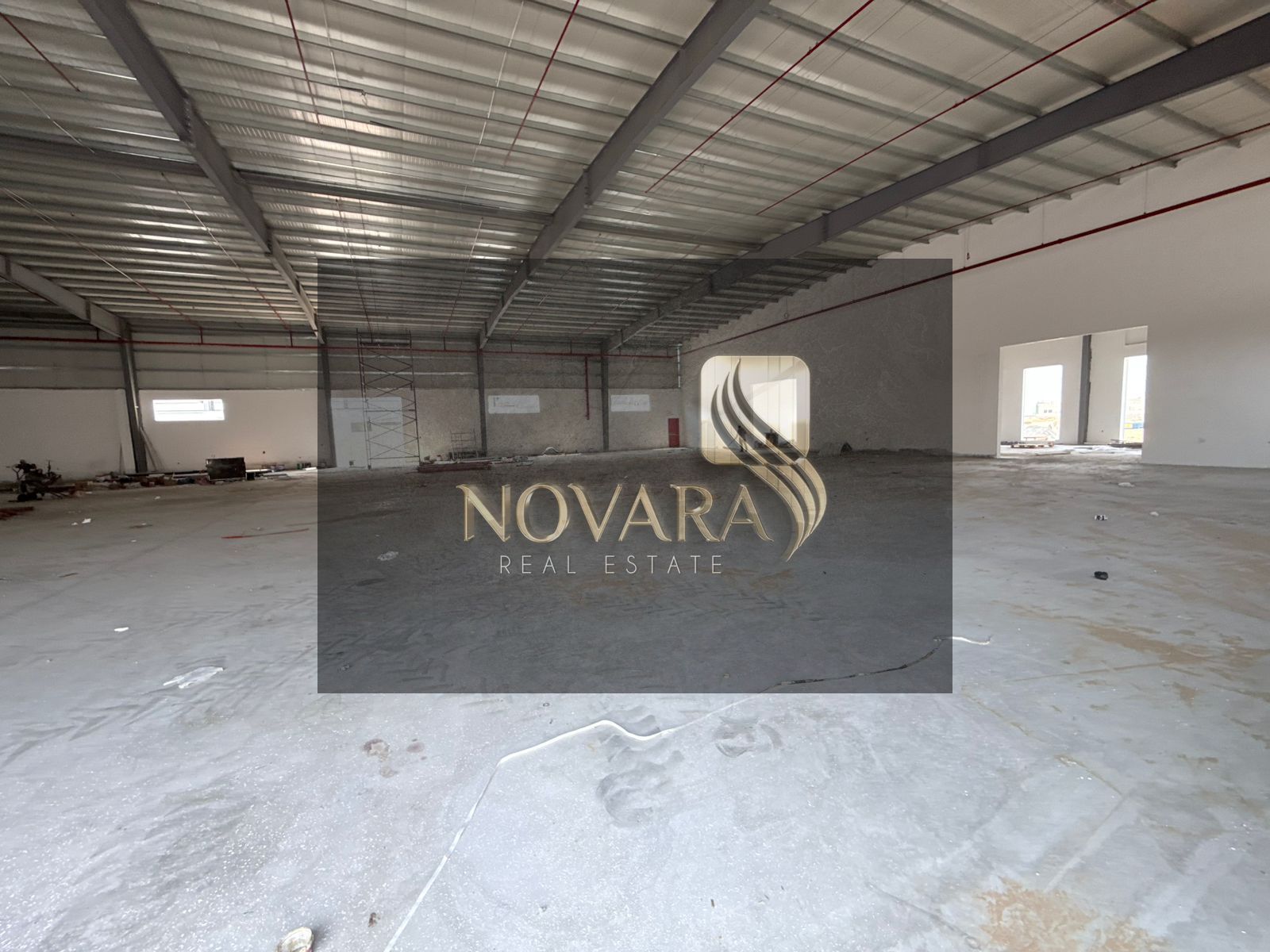Warehouse available for annual rent in Umm Al Quwain – Umm Al Thu’ub area Prime location and excellent size of 40,000 sq ft