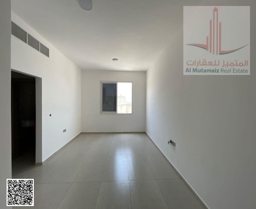 For sale in Ajman, a building in Al Rawda 2, land area 9700 sq ft, residential/commercial building G+6, total income 1,900,000, asking 17000000