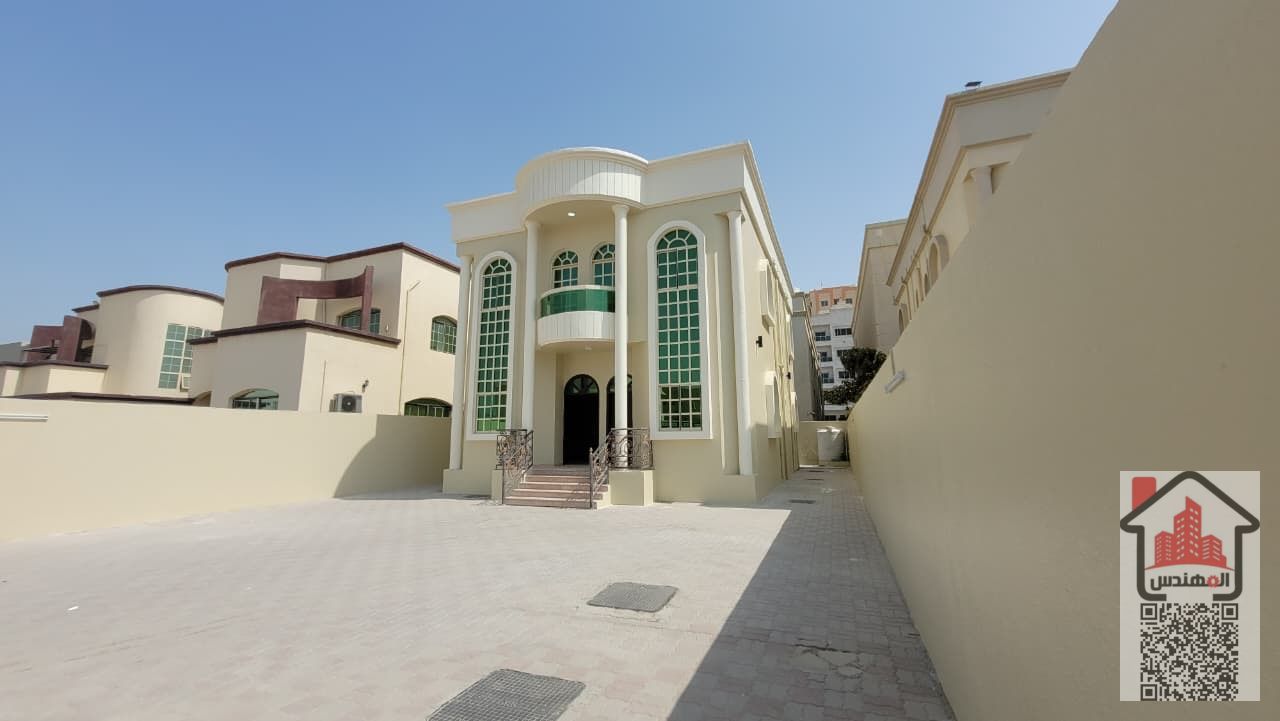 Villa for rent in Ajman, Al Rawda 1 5 bedrooms, majlis, living room, 4 bathrooms, kitchen Area: 5000 sq ft Price: AED 100,000 Ready for immediate occupancy