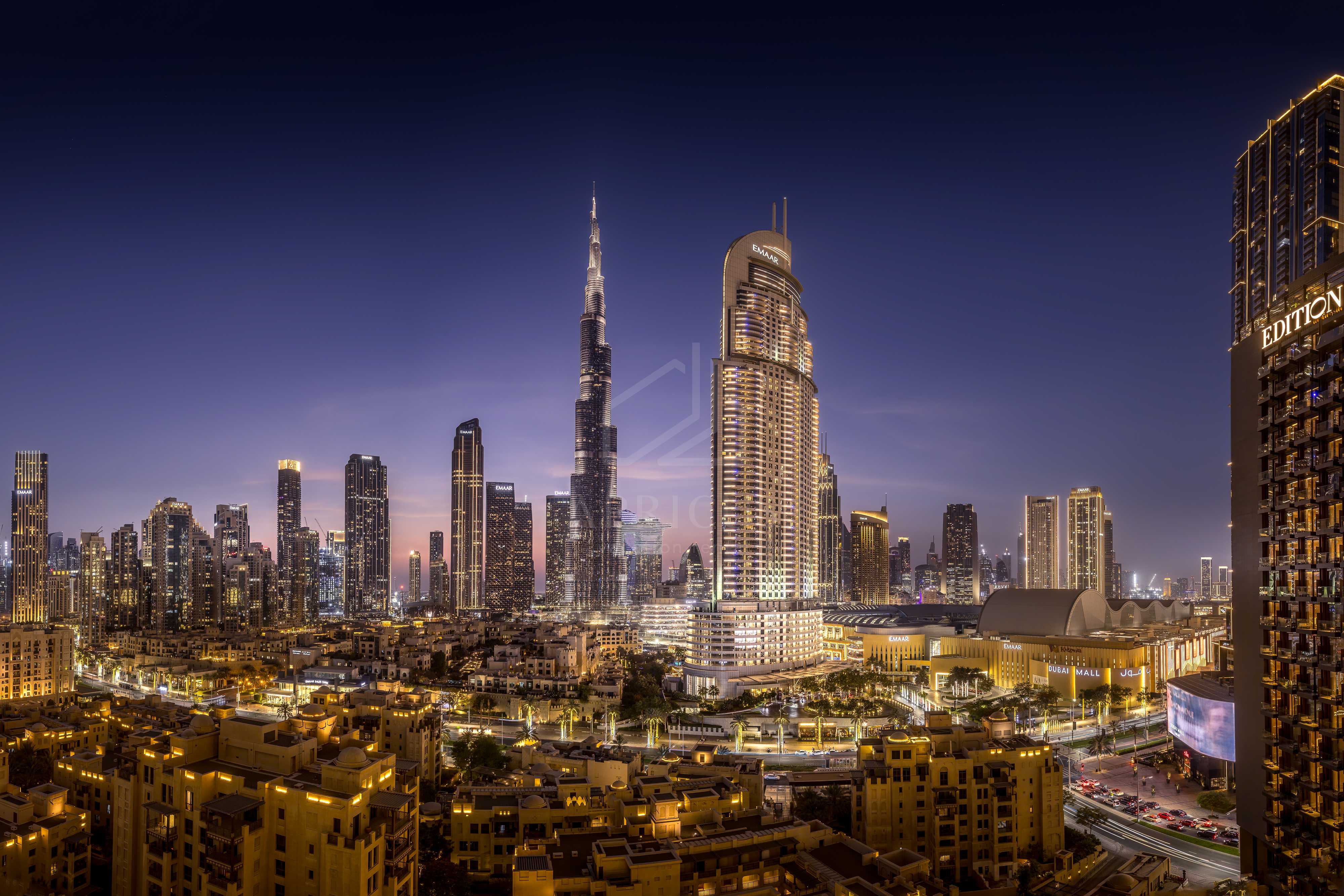 2BD Apt Burj View, Near Dubai Mall, Ideal for 6