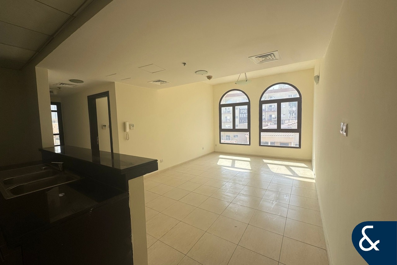 2BHK | Unfurnished | Prime JVC Location