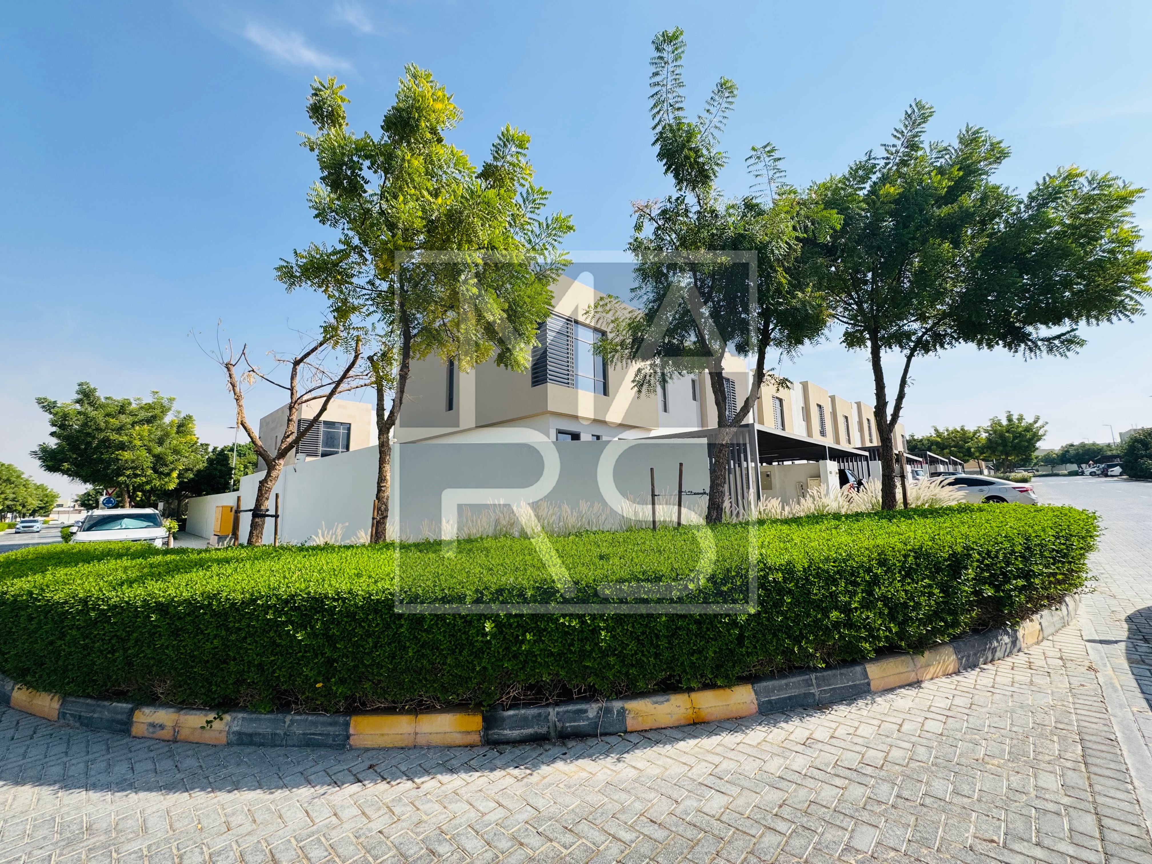 Luxurious 3 bedroom townhouse corner unit available for rent in Nasma just in 110k
