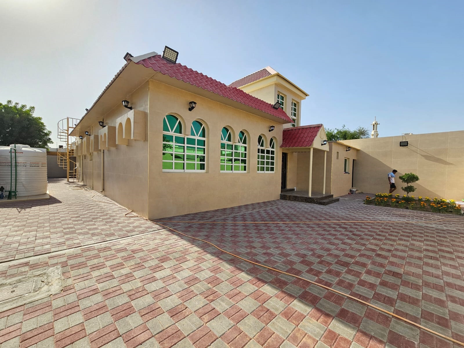 SPACIOUS villa AVAILABLE FOR SAlE in al qadisiya sharjah