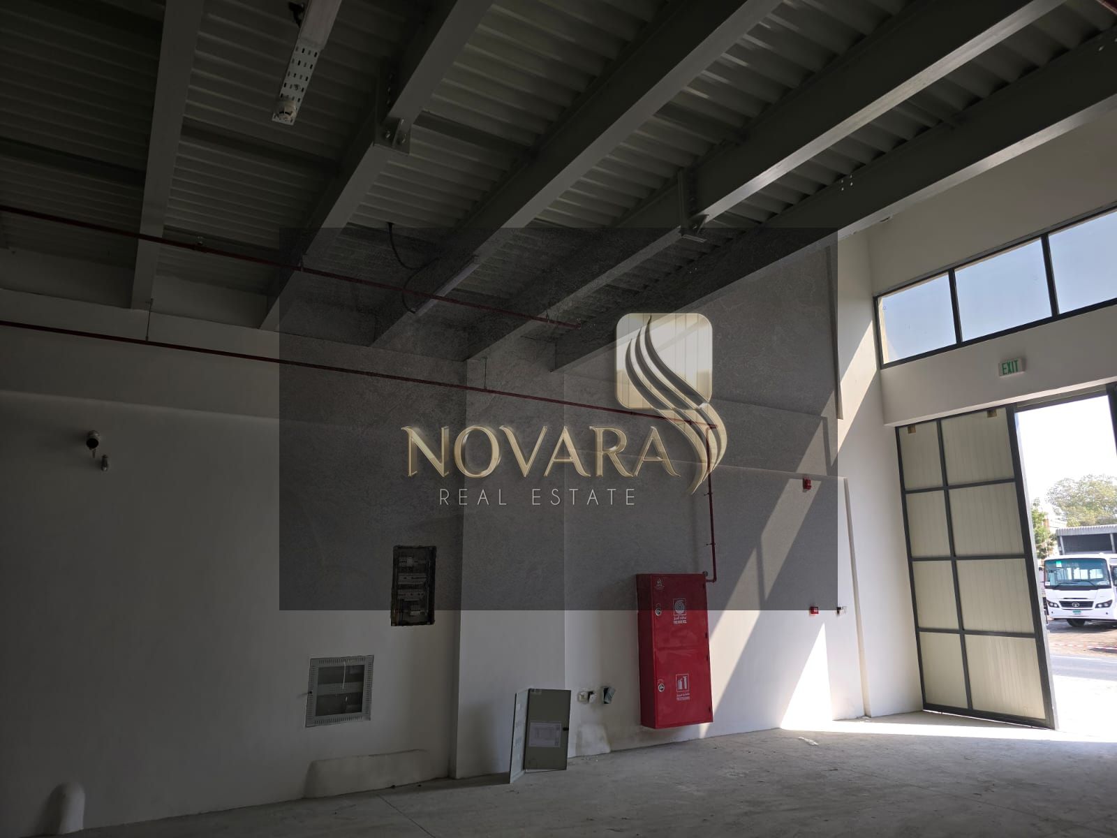 Brand-new warehouses with high-quality finishing and modern design