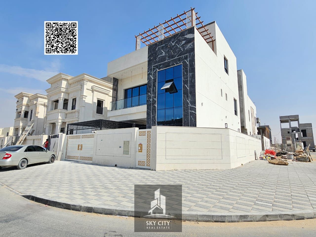 Your dream villa: a corner villa with two floors and a rooftop terrace, including registration fees and air conditioning, at an attractive price. Exce