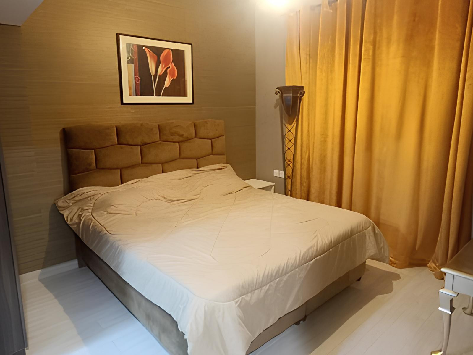 VACANT | NEGOTIABLE | FURNISHED