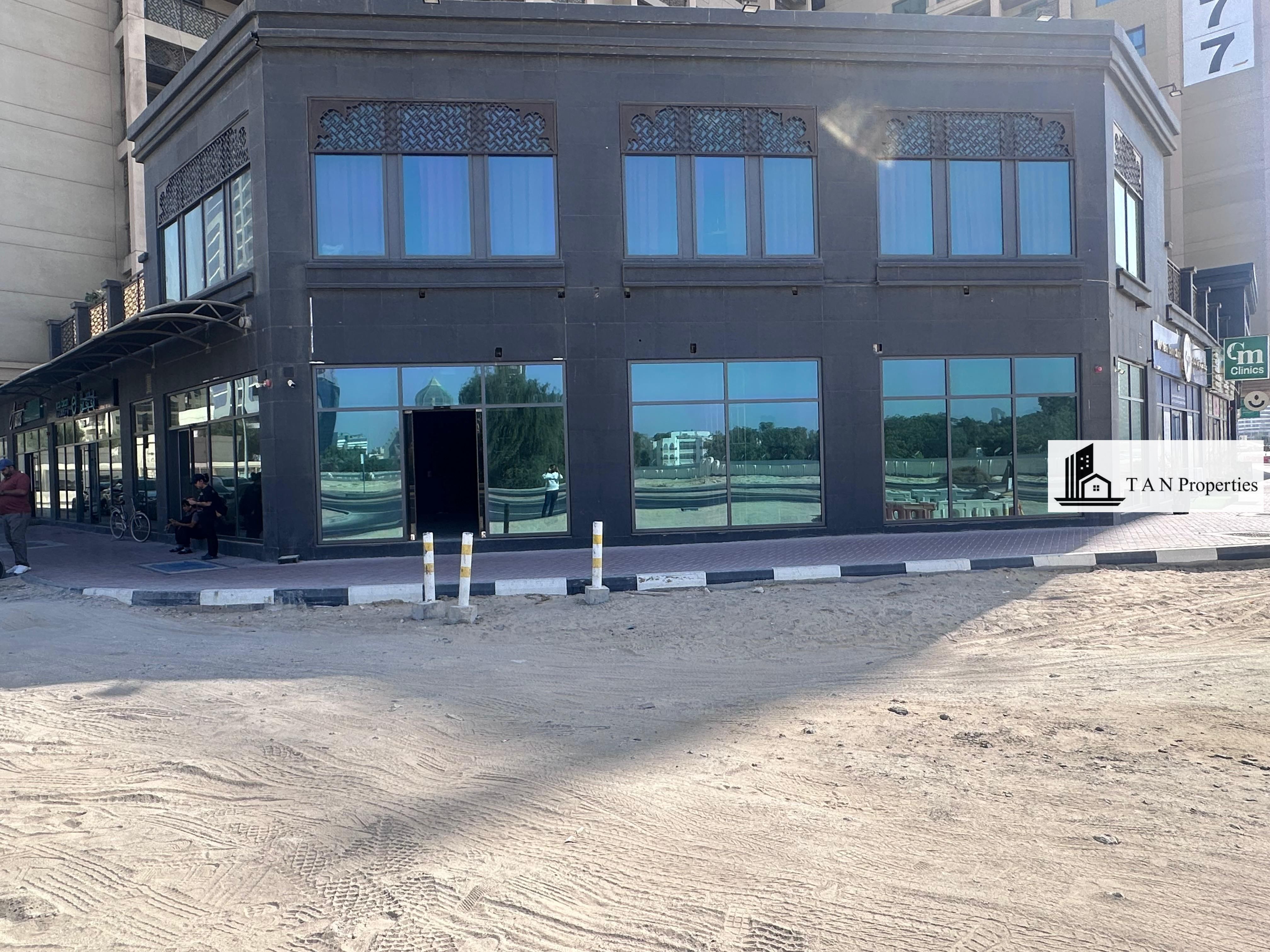 Road Facing Fully Fitted Shop ||Redy to Move