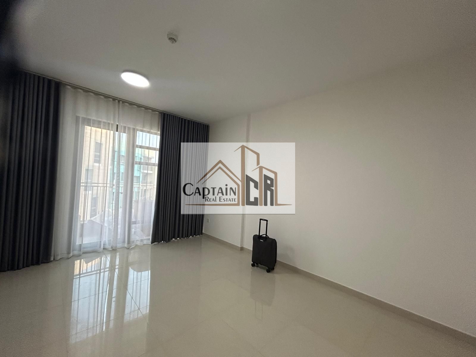 Luxurious 1bhk Balcony Gym Swimming pool