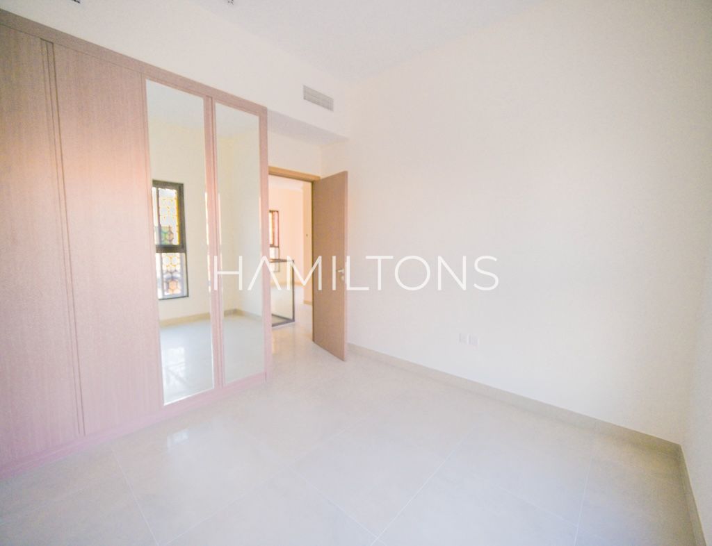 Spacious Sustainable Villa | Fully Eco-Friendly | Resale