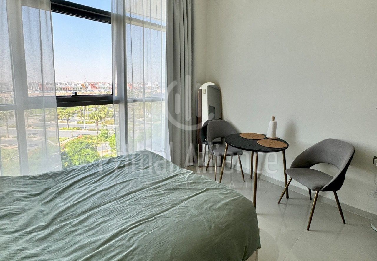 Fully Furnished | Great View | Mid Floor