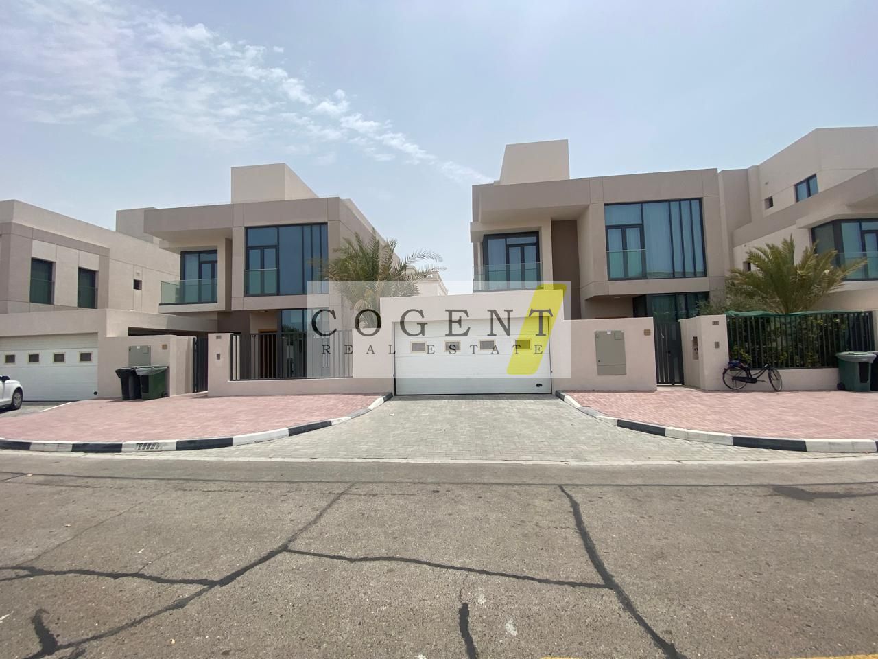 Modern Villa | Pvt Pool | Bright and Spacious