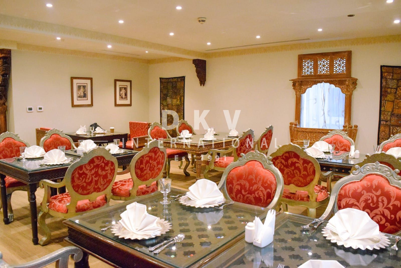 MODERN RESTAURANT| PRIVATE KITCHEN| LEVEL UP