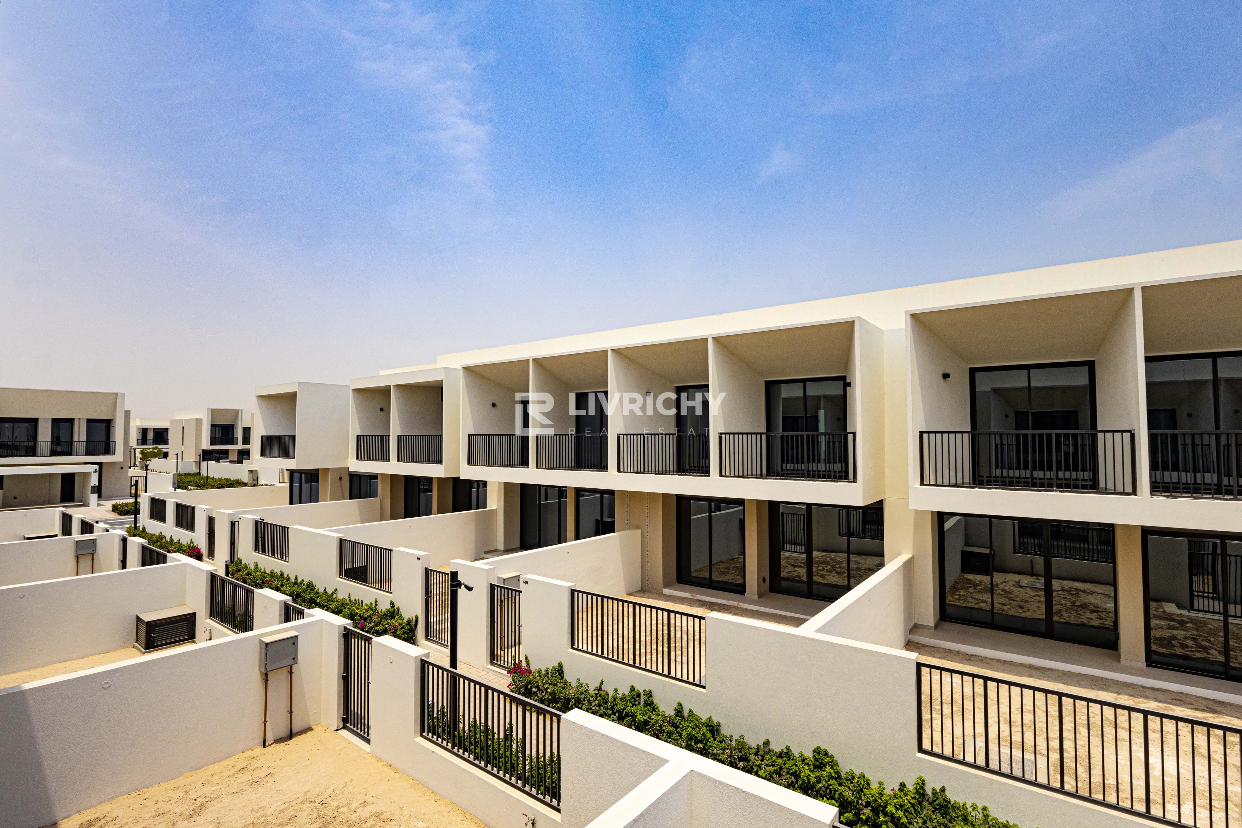 Spacious Layout | Modern Finishes | Ready Now