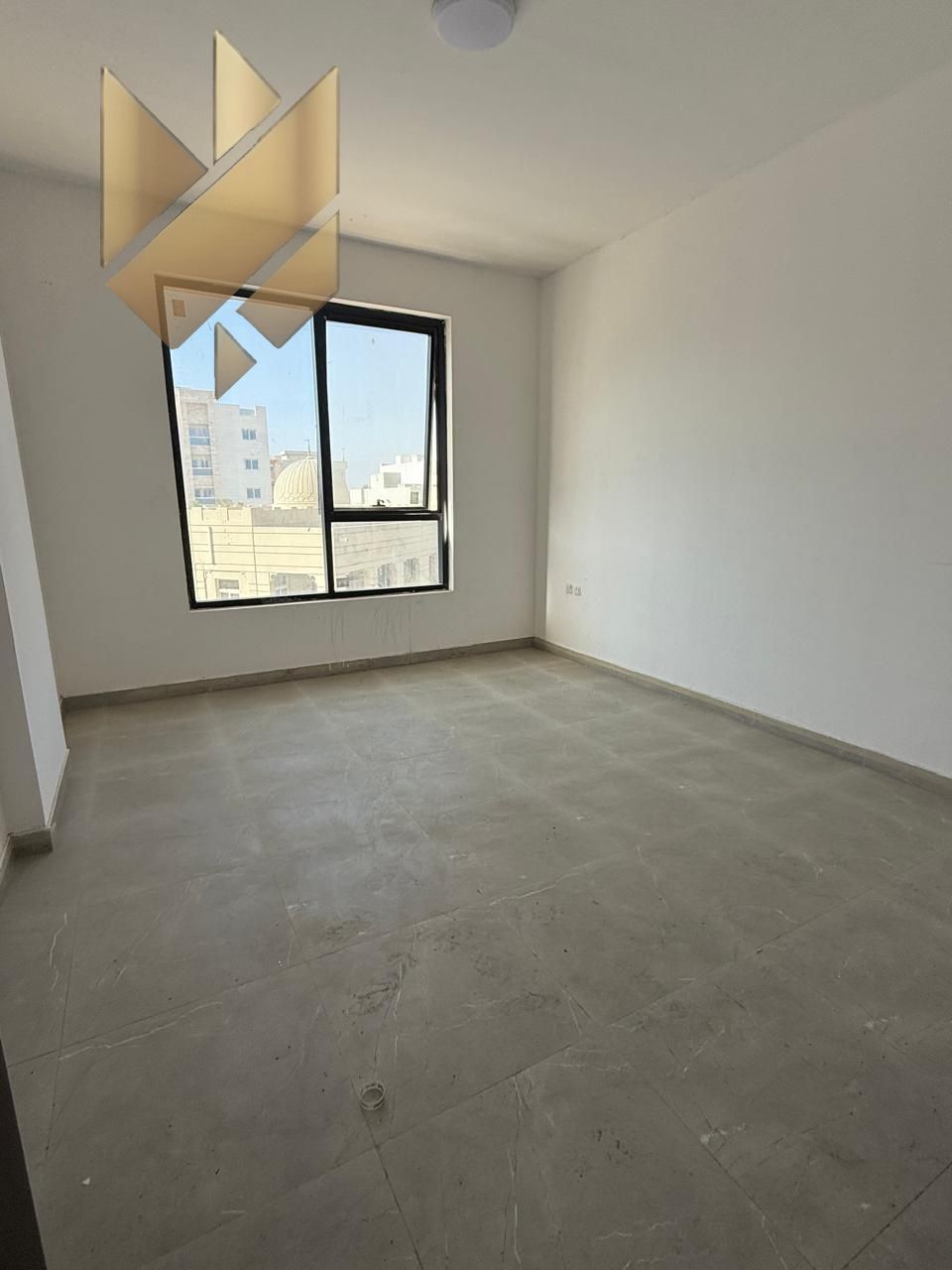 3-Bedroom Apartment for Rent in New Muwaileh – Prime Location